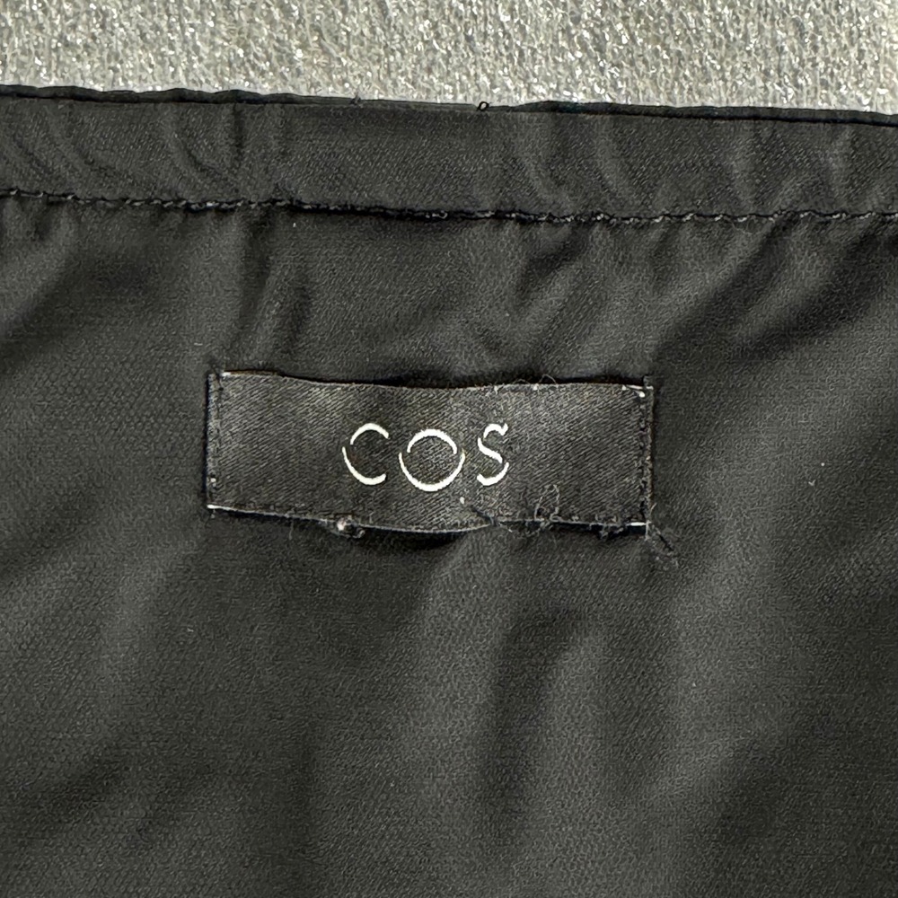 COS Padded Gilet Black Insulated Vest Side Zip Vents Women's US 6 - Picture 9 of 10